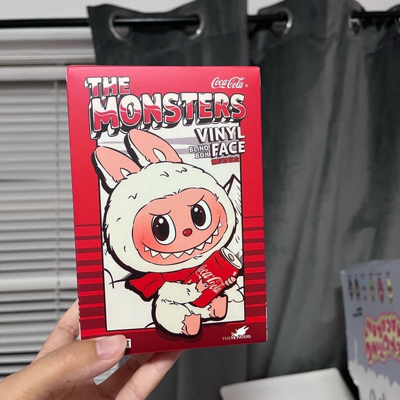 Lafufu X Coca Cola plush keychain blind box - Picture 1 of 3
